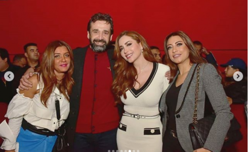 الفنانة نسرين طافش والفنان كريم عبد العزيز في نادي الرجال السري