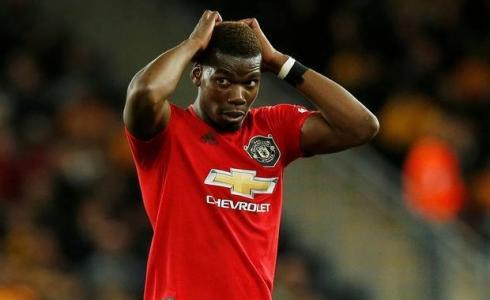 لاعب مانشستر يونايتد بوجبا 