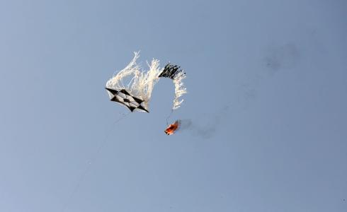 طائرة ورقية حارقة أطلقت من غزة صوب المستوطنات المحاذية للقطاع