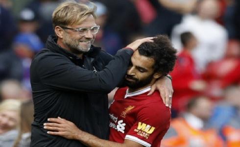 مدرب نادي ليفربول مع محمد صلاح