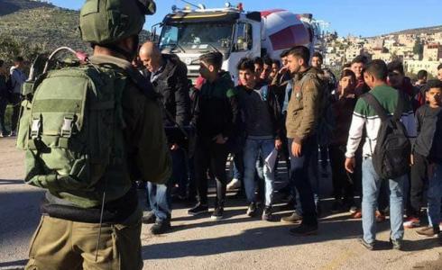 الاحتلال يمنع طلبة من الوصول لمدارسه_ ارشيف 