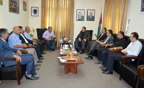 صيدم يلتقي اتحاد العاملين في الجامعات لبحث قضايا تخدم التعليم العالي