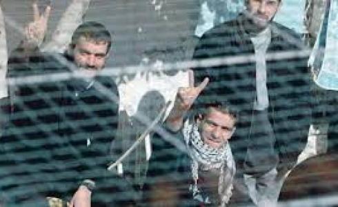 الاسرى في   سجون الاحتلال