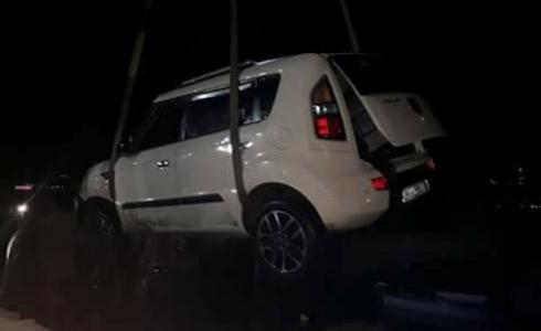 انتشال المركبة من مياه ميناء غزة