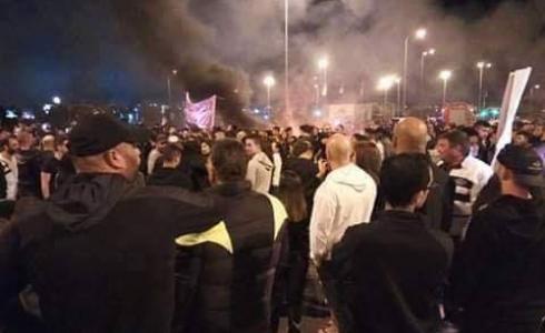 تظاهرات حاشدة في تل أبيب احتجاجا على وقف إطلاق النار مع المقاومة الفلسطينية بغزة