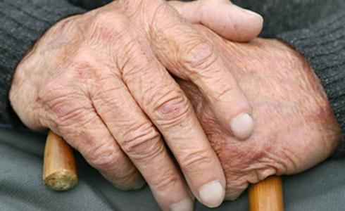 "الإحصاء" لمناسبة اليوم العالمي للمسنين: 5% من السكان في عمر 60 سنة فأكثر