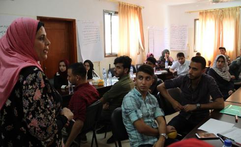 اختتام الدورة التدريبية في تعزيز حق الشباب في التجمع السلمي 