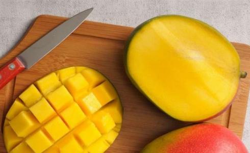 فاكهة المانجو