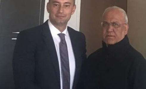 نيكولاي ملادينوف يزور صائب عريقات في واشنطن 