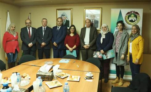 القدس المفتوحة توقع اتفاقيات شراكة