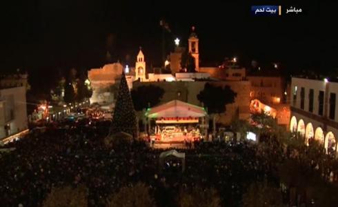 إطفاء شجرتي الميلاد في رام الله وبيت لحم