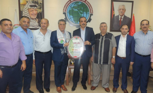 جمعية رجال الاعمال تكرم المدير الإقليمي لبرنامج الأمم المتحدة الإنمائي UNDP