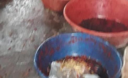 معمل لتصنيع المعسل المغشوش في الخليل