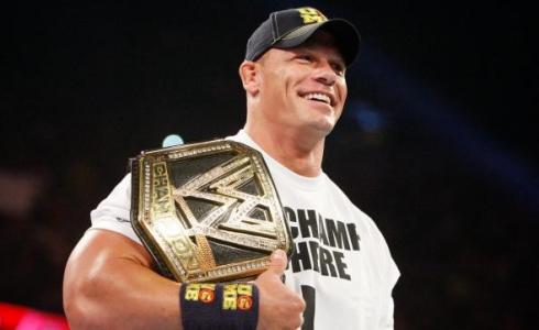 نجم مصارعة المحترفين المخضرم جون سينا