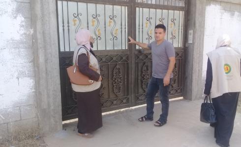 بلدية النصيرات تنفذ حملة توعية بيئية 