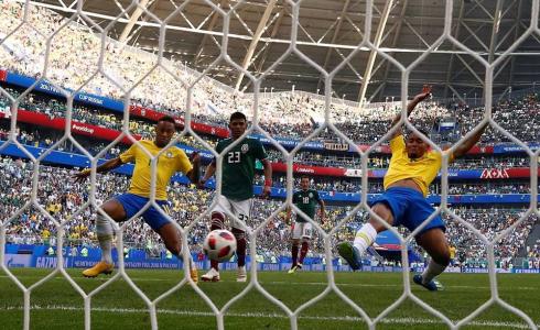 البرازيل تقصي المكسيك وتتأهل لربع نهائي مونديال روسيا