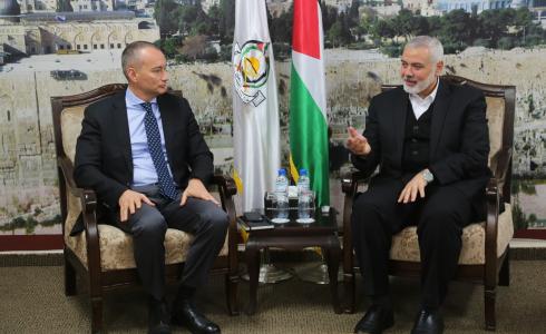 هنية يجتمع مع ملادينوف في غزة - ارشيفية