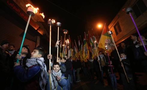 إيقاد شعلة حركة فتح امس -ارشيف-