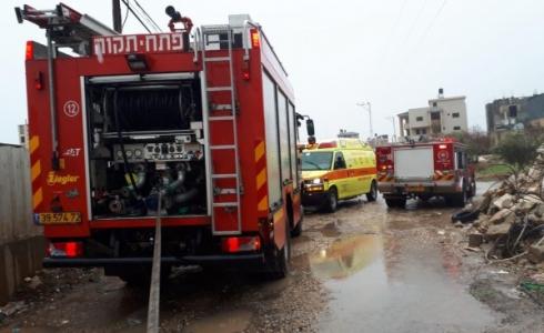 طواقم الاطفاء والانقاذ _ ارشيفية