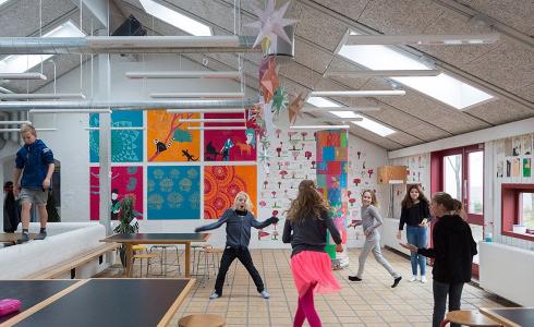 الدنمارك تقرر إعادة فتح المدارس الاربعاء المقبل