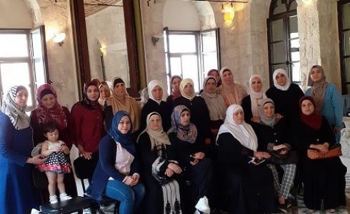 عمل نابلس تنفذ لقاءً توعويا للنساء في البلدة القديمة