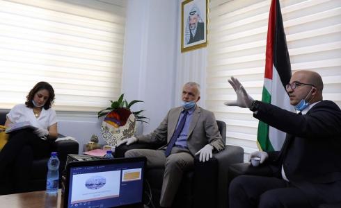 الهدمي يلتقي مدير التعاون بالاتحاد الأوروبي في فلسطين.jpg