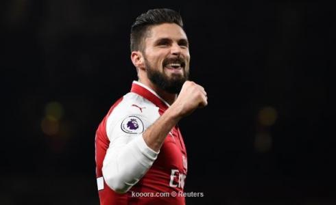  الفرنسي أوليفيه جيرو مهاجم آرسنال