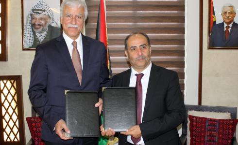 على هامش اللقاء بين وزيري التربية والزراعة