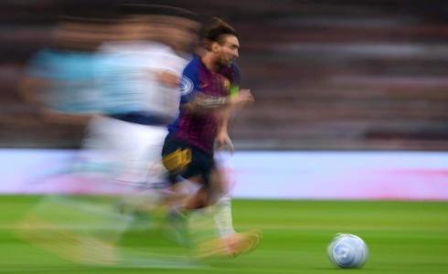 ليونيل ميسي نجم برشلونة الاسباني