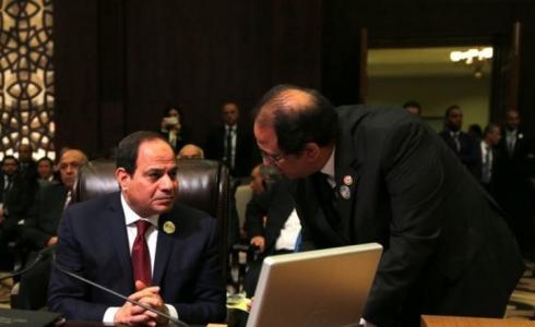 اللواء عباس كامل رئيس جهاز المخابرات المصرية  والرئيس المصري عبد الفتاح السيسي -ارشيف-