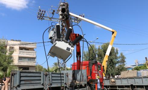 كهرباء غزة تبدأ بتركيب عدد من قواطع الكهرباء الاتوماتيكية