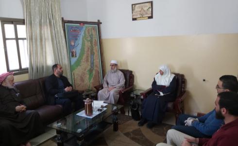 نواب الوسطى يناقشون قضايا المواطنين مع لجنة حصر وتقييم اضرار حريق النصيرات