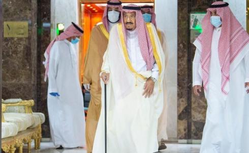 الملك سلمان يغادر المستشفى بعد تعافيه من المرض