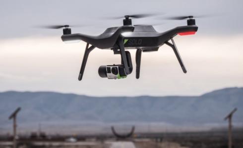 طائرة تصوير ميسرة _توضيحية_