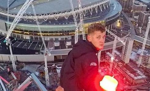 متسلق ناطحة سحاب