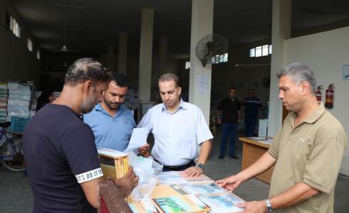 تربية الوسطى تبدأ بتوزيع الكتب المدرسية على المدارس 