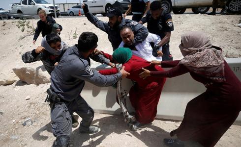 الخان الأحمر