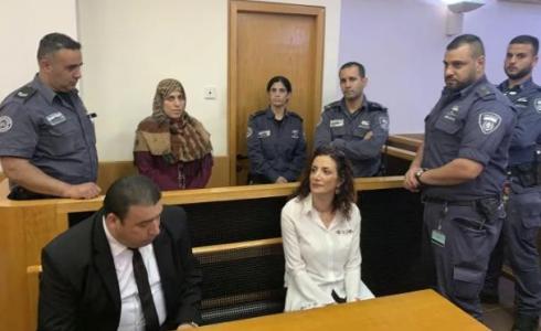 الشابة آية خطيب في قاعة المحكمة الإسرائيلية اليوم