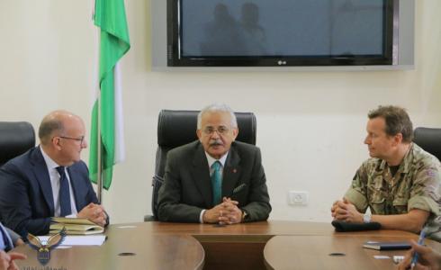  رئيس الجامعة يستقبل فريق الدعم البريطاني لمتابعة العمل المشترك