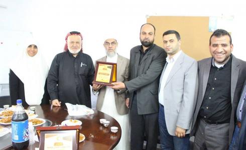 نواب الوسطى يكرمون مديرية الشئون على أدائهما المميز 