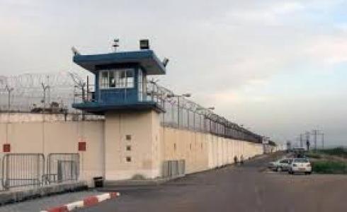 اطلاق نار على سجن هداريم في منطقة الشارون