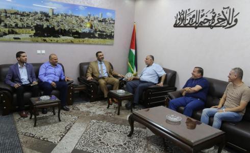 النائب العام بغزة يناقش مع اتحاد صناعات الألومنيوم دعم الاقتصاد