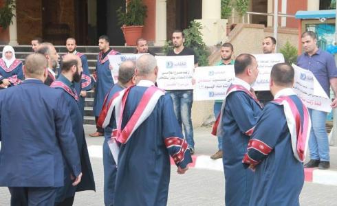 موظفو قناة الكتاب المغلقة يطالبون بتوفير فرص عمل