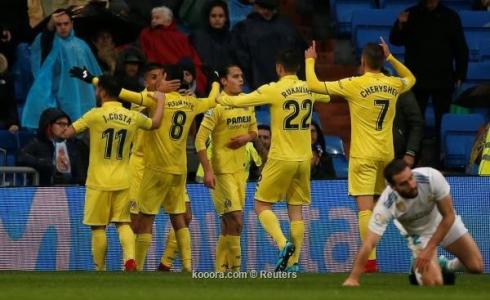 لاعبو فياريال يحتفلون بهدفهم في ريال مدريد