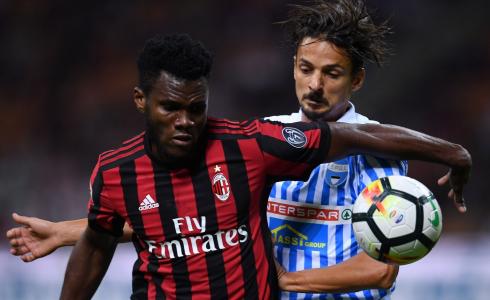 ميلان وسبال في الدوري الايطالي