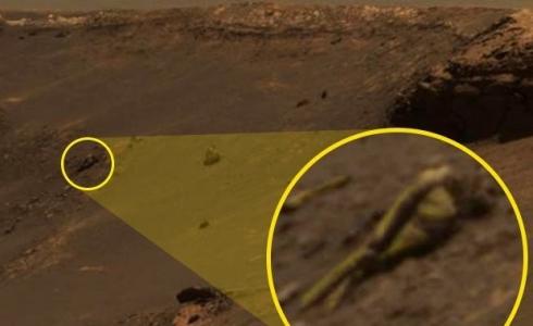 تكهنات بوجود تمثال بشري على سطح كوكب المريخ