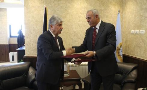 وزير التنمية الاجتماعية أحمد مجدلاني يوقع اتفاقية