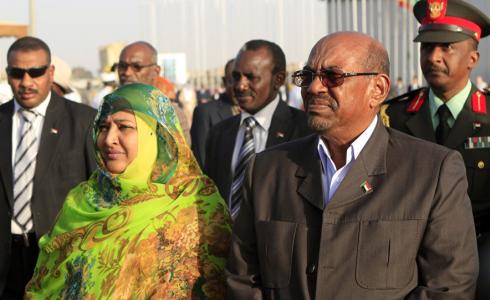 زوجة الرئيس السوداني المعزول عمر البشير