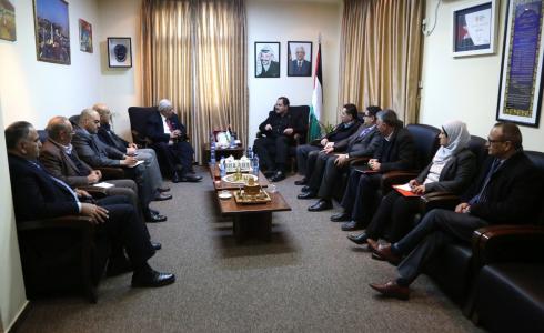 وزارتا التعليم والعمل تدرسان تعزيز دور التعليم المهني