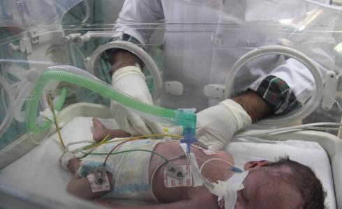 أطفال حديثي الولادة